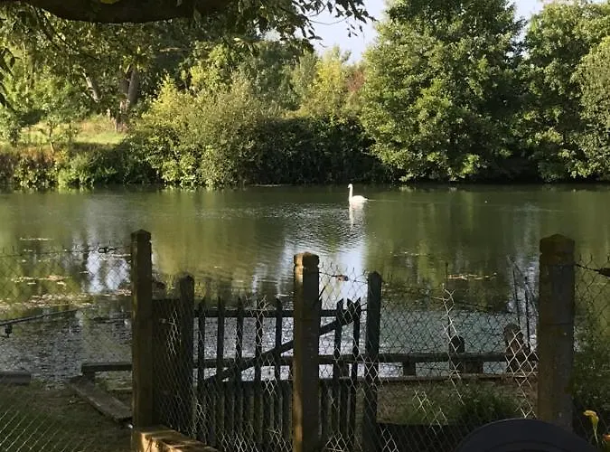 Maison Au Bord Du Loir Casa de Férias *