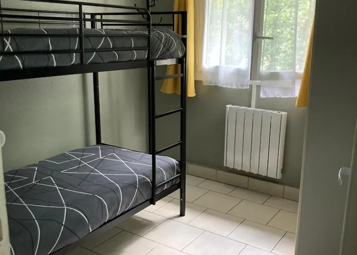 Casa de Férias Maison Au Bord Du Loir La Flèche